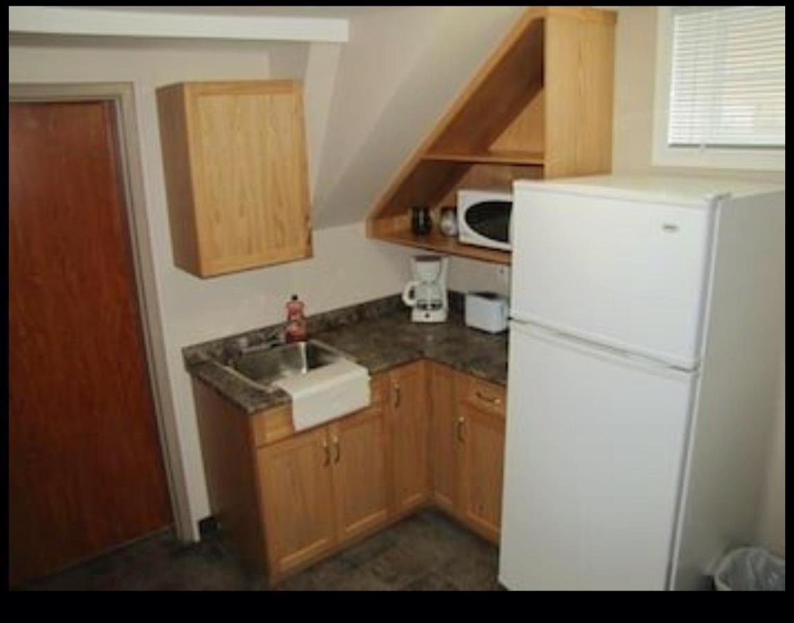Budget Lodge Saskatoon Ngoại thất bức ảnh