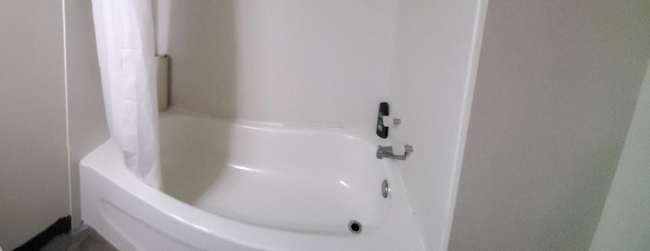 Budget Lodge Saskatoon Ngoại thất bức ảnh
